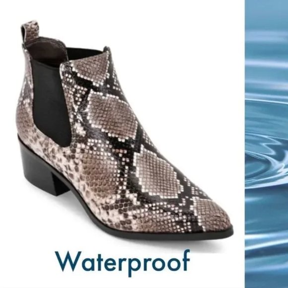 Steve Madden Shoes - NIB $165 Steve Madden Waterproof Emelia Leather Bootie in Snakeskin Design 7.5